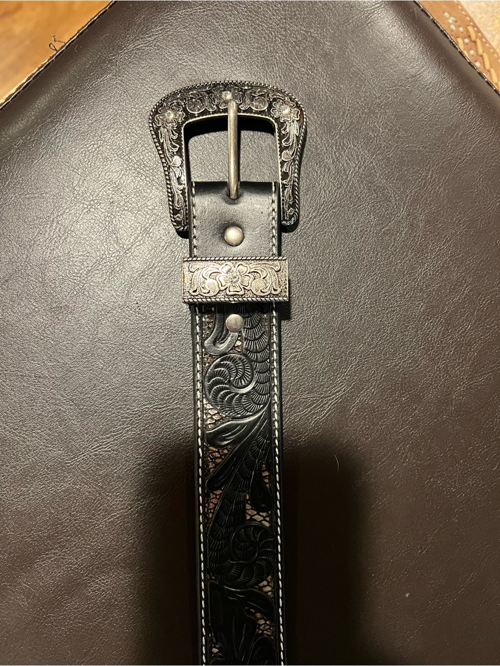 Black equestrian belt, black with silver accents